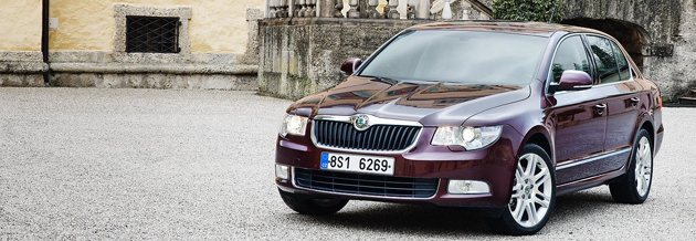    (Skoda Superb)  